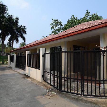 Vista Residence Γιανγκόν Εξωτερικό φωτογραφία