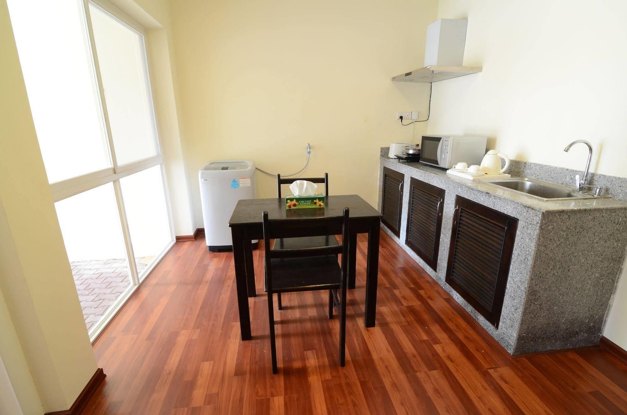 Vista Residence Γιανγκόν Εξωτερικό φωτογραφία